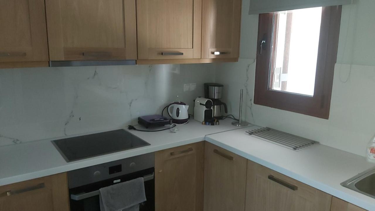 Light Blue Studios 2 Poúlithra المظهر الخارجي الصورة